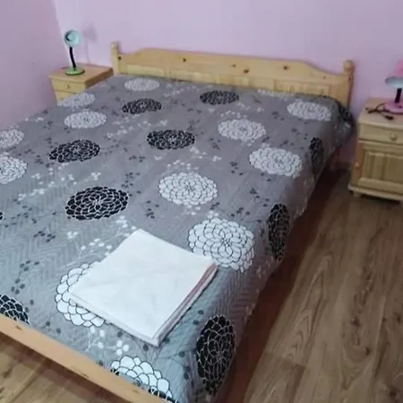 при дони Nyaraló Kavarna