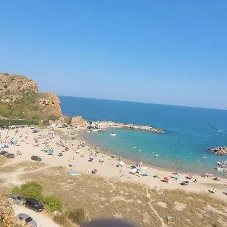 при дони Nyaraló Kavarna